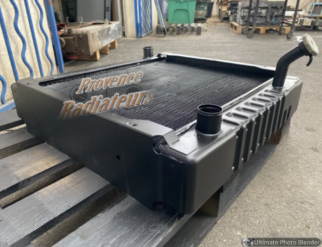 Restauration de radiateur de tracteur dans les Alpes-de-Hautes-Provence, en PACA.