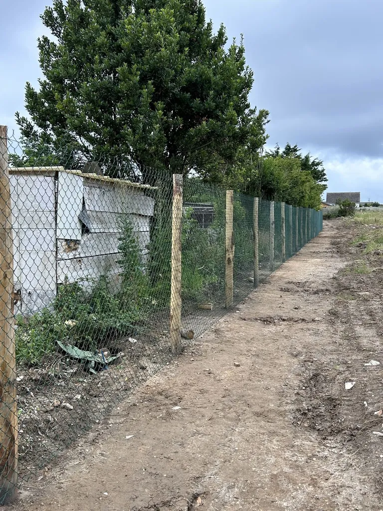 Installation de Clôture grillagée rigide, Panneaux de treillis soudé et Aménagements de limites de propriété à Bourg Achard dans l'Eure 27 et ses communes proches du Roumois