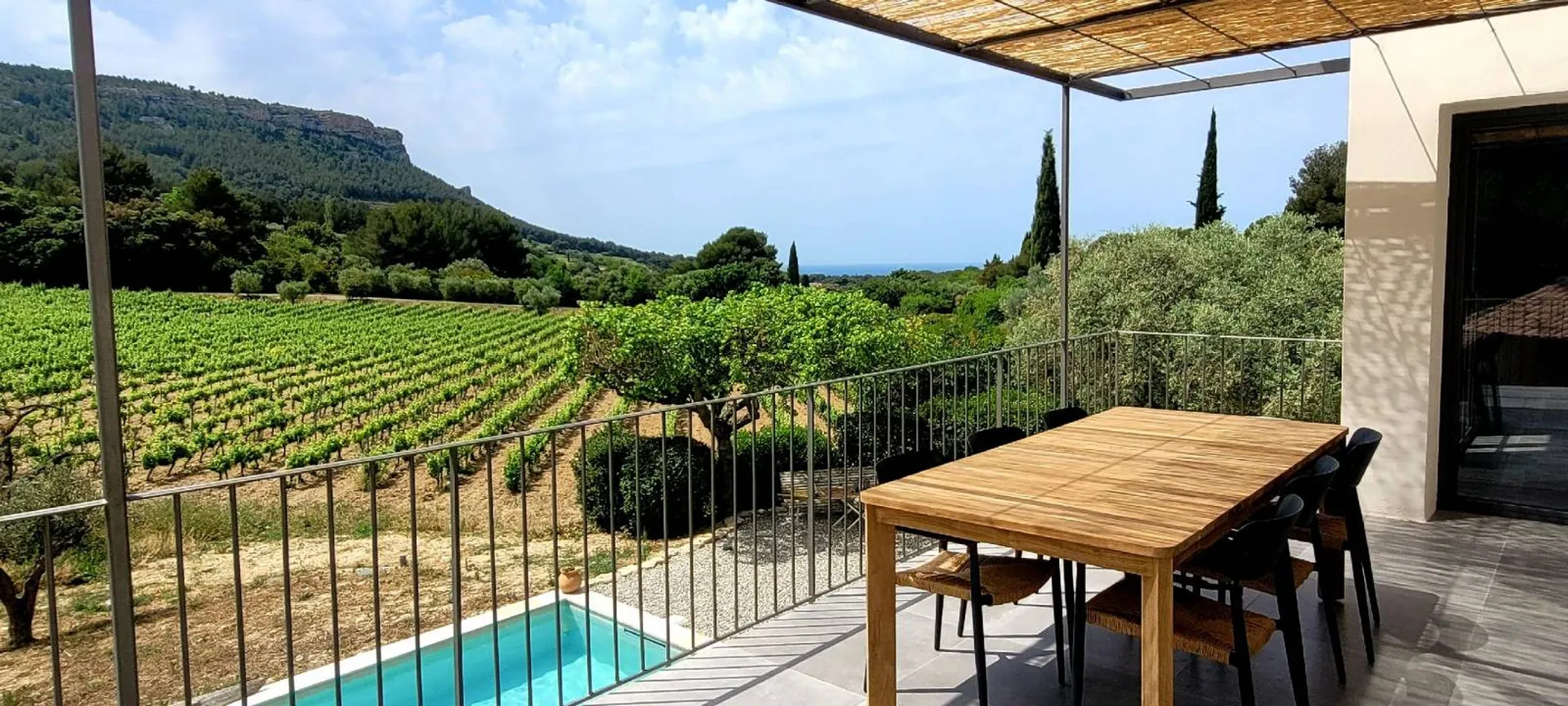A vendre maison Cassis dans les vignes, entièrement rénovée, très jolie vue dégagée 