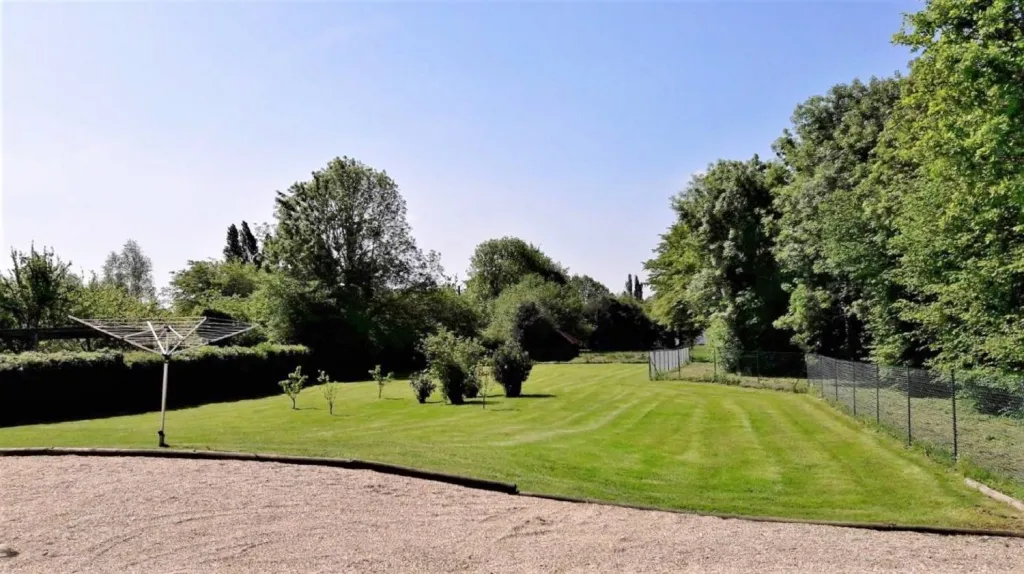 Où trouver à acheter maison à étage proche écoles proche la saussaye 27