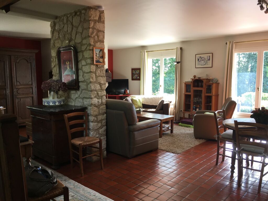 Recherche maison contemporaine avec tout confort, dans la région de Lisieux, 14 CALVADOS