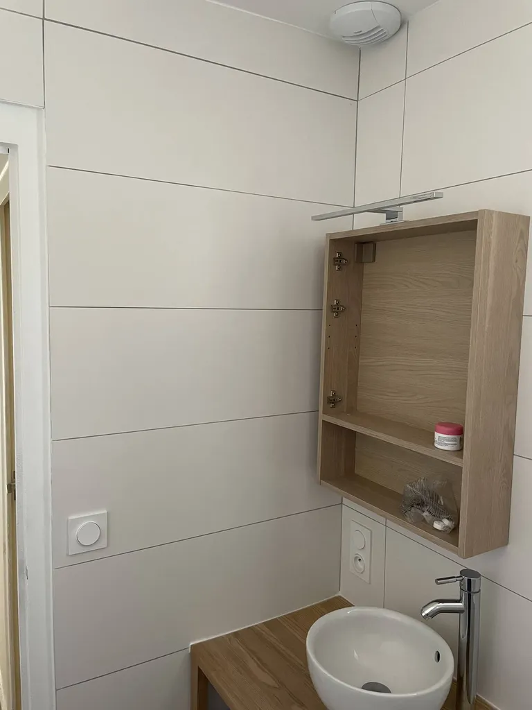 Lavabo après rénovation d'une salle de bains à Gleizé proche de Villefranche sur Saône (69)