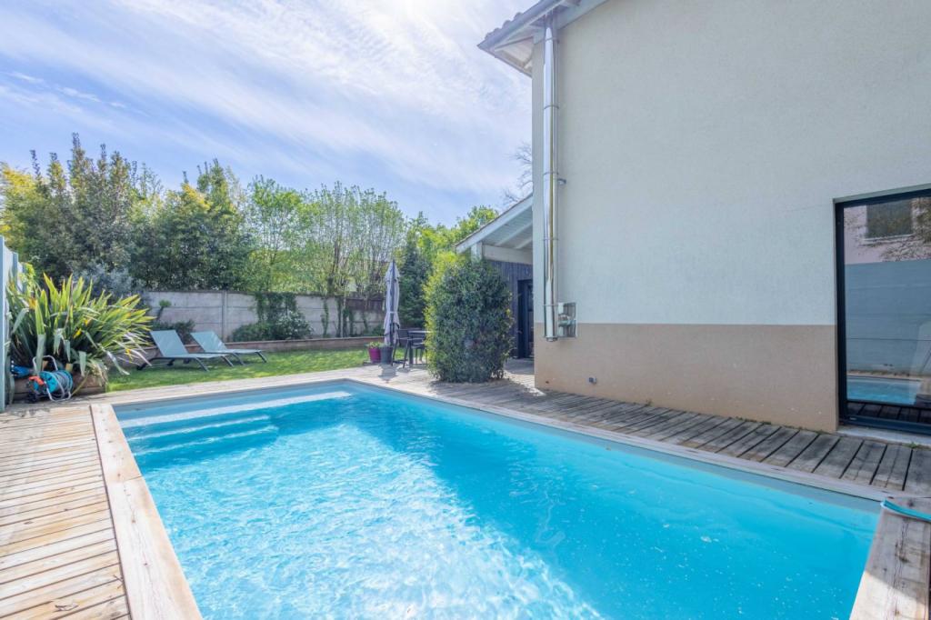 Agréable Maison familiale à proximité du centre de Bruges  