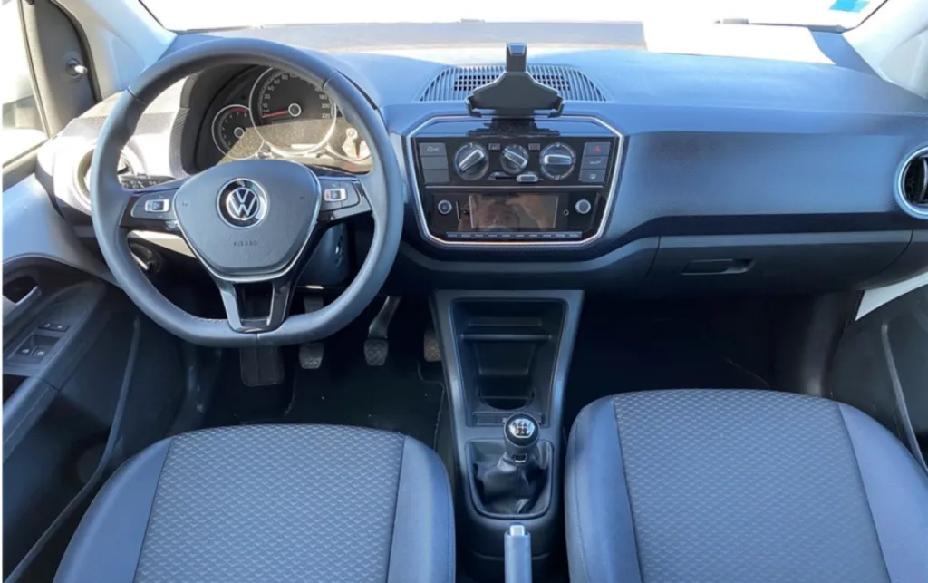 Vente citadine d'occasion Volkswagen UP! 1.0 65ch BVM5 United près du Havre