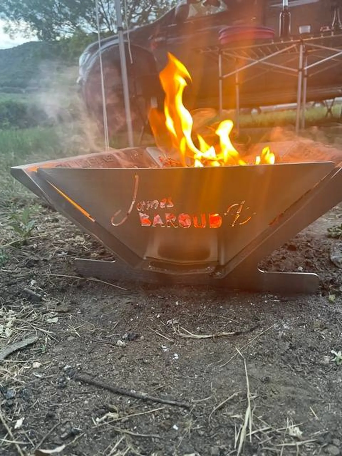 Acheter barbecue portable James Baroud pour 4X4 proche de Bordeaux en Gironde