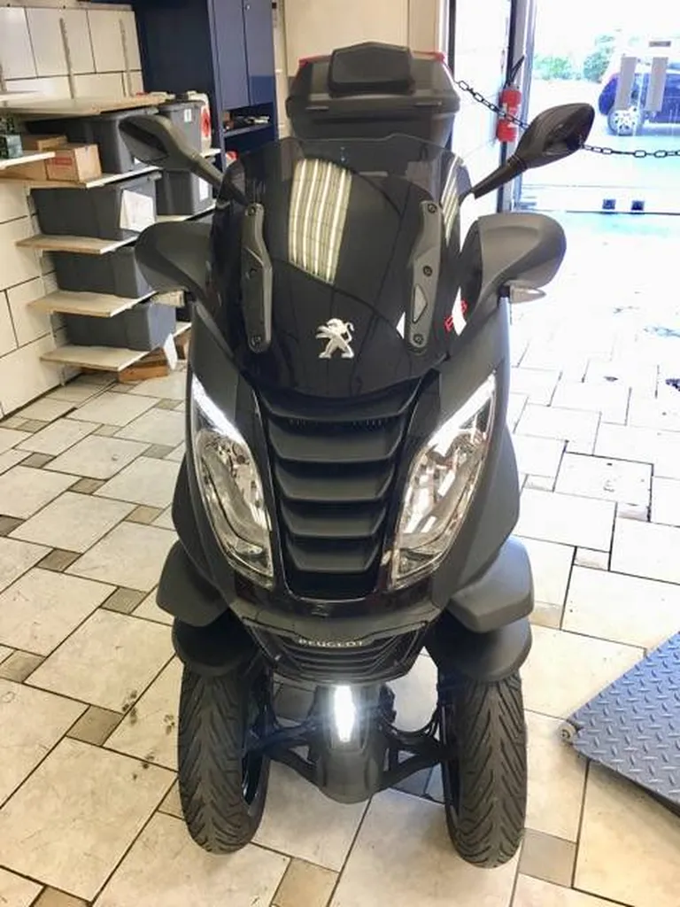PEUGEOT METROPOLIS RXR OCCASION VAR