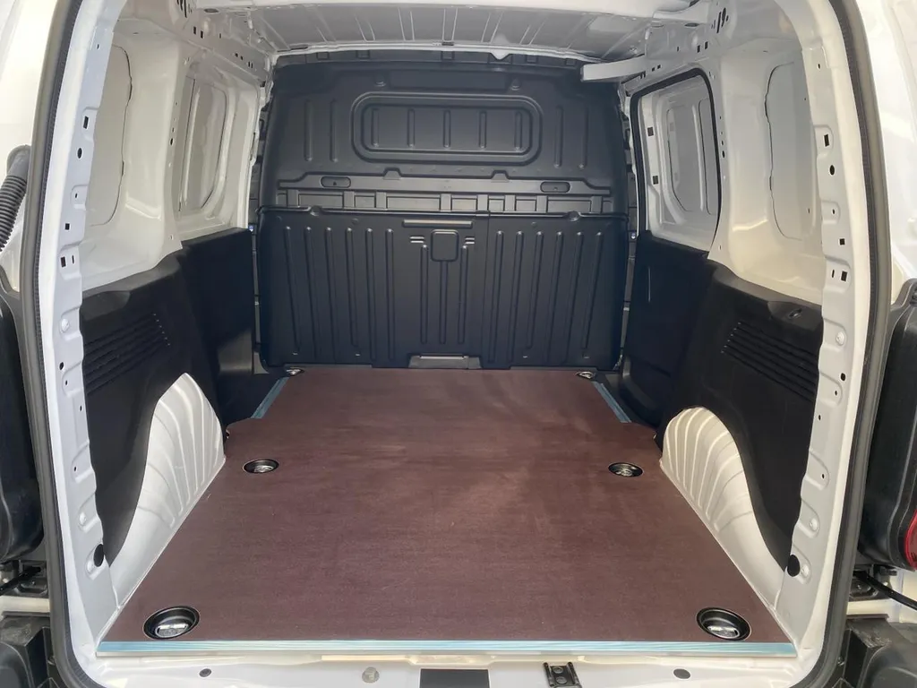 Achat Peugeot Partner occasion La Frénaye : utilitaire diesel boîte automatique disponible proche du Havre (76)