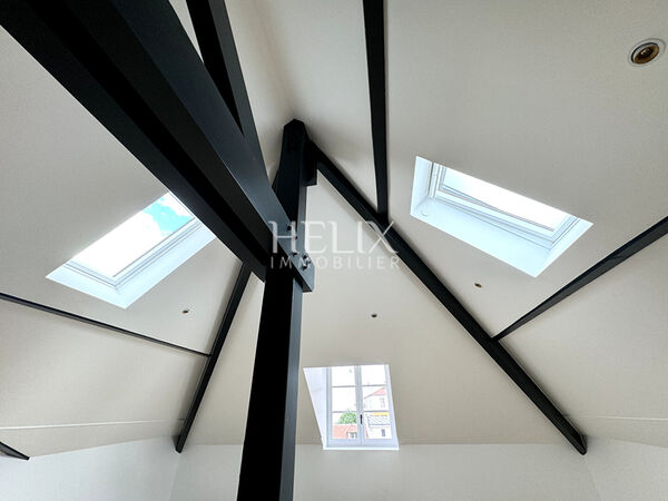 A vendre appartement 104,60 M2 à Saint-Germain-en-Laye , RER A 10 mn.