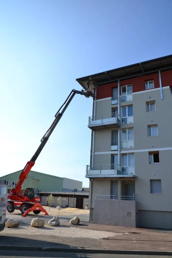 gouttières grande hauteur TOUS travaux de Zinguerie dans le Vaucluse