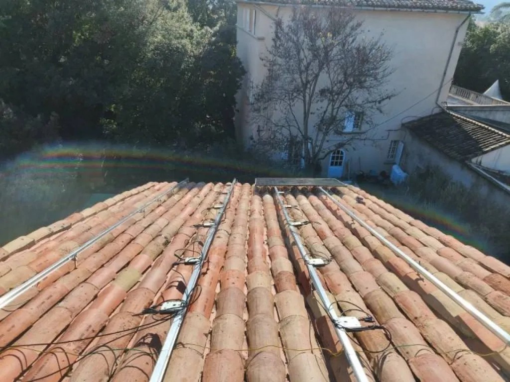 Onduleur Solaredge utilisé pour une installation photovoltaïque à Marseille