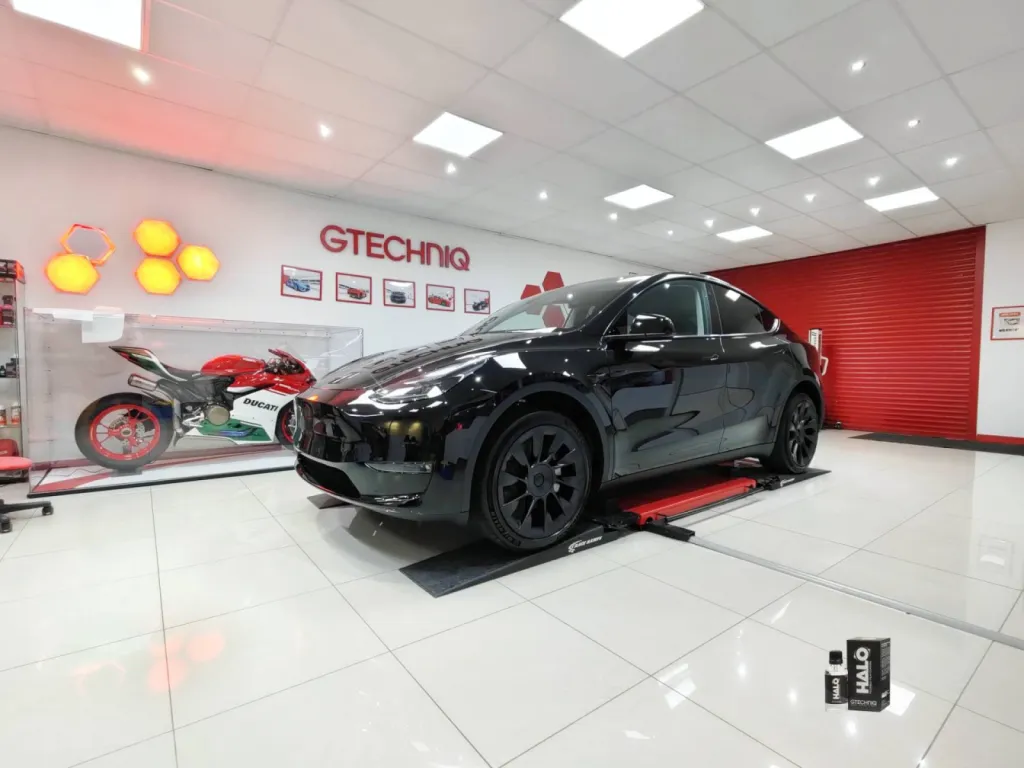 TESLA MODEL Y - PROTECTION INTEGRALE XPEL GARANTIE 10 ANS A VALENCIENNES