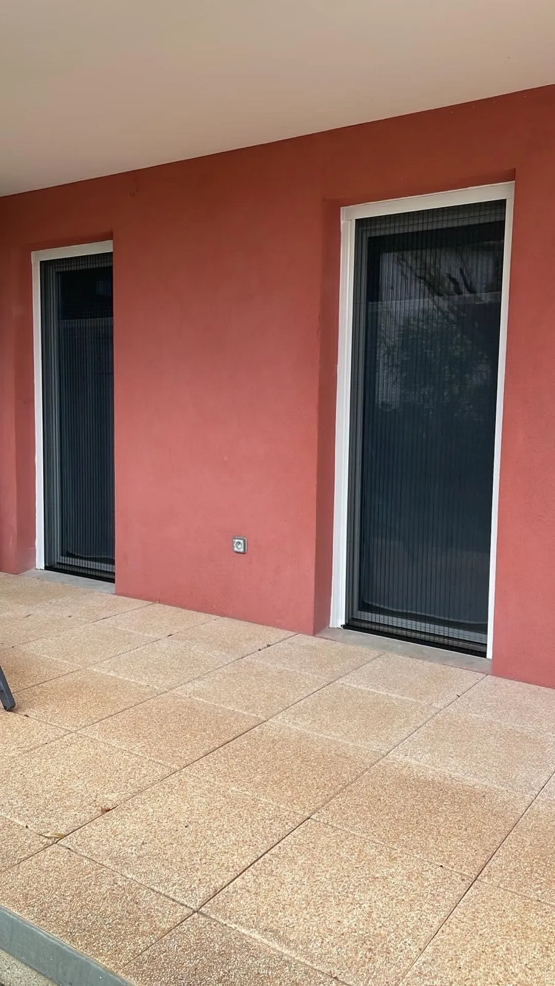 Mise en place de Moustiquaires Cosywee Plisséa sur Ventabren