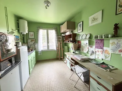 A vendre dans le quartier forêt de Saint Germain en Laye un appartement familial de 5 chambres de 174M²