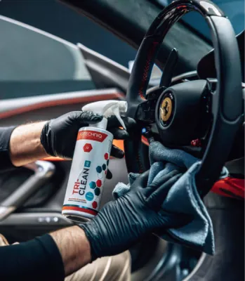 Gloss Obsession sublime et protège cette Ferrari 296 GTS avec un film de protection PPF XPEL, assurant une finition invisible et une résistance maximale.