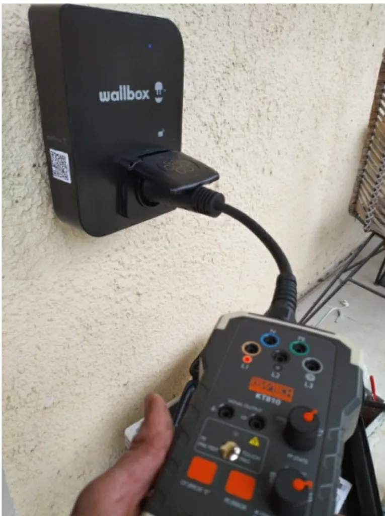 Devis gratuit pour l'installation de votre borne de recharge Wallbox Cooper SB à La Garde dans le Var