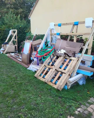 Enlèvement et recyclage de palettes, tuyaux et matériaux de chantier près de Montivilliers (76)