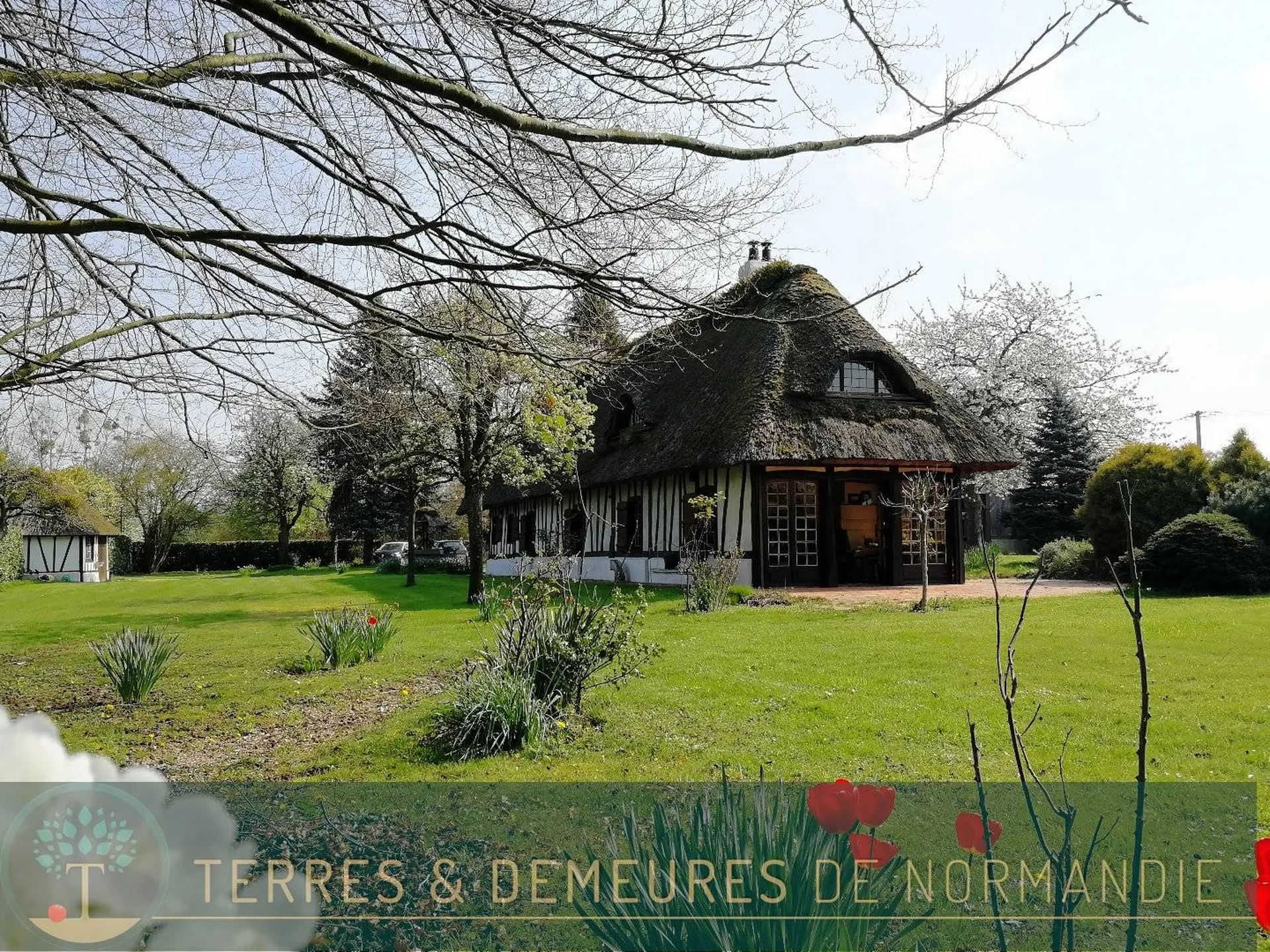 A VENDRE, maison secondaire, village bord de seine avec dépendance proche PONT-AUDEMER 27500