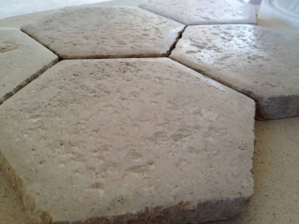 Quelle pierre au 36 rue de Bourgogne choisir pour un carrelage pierre extérieur et intérieur ?