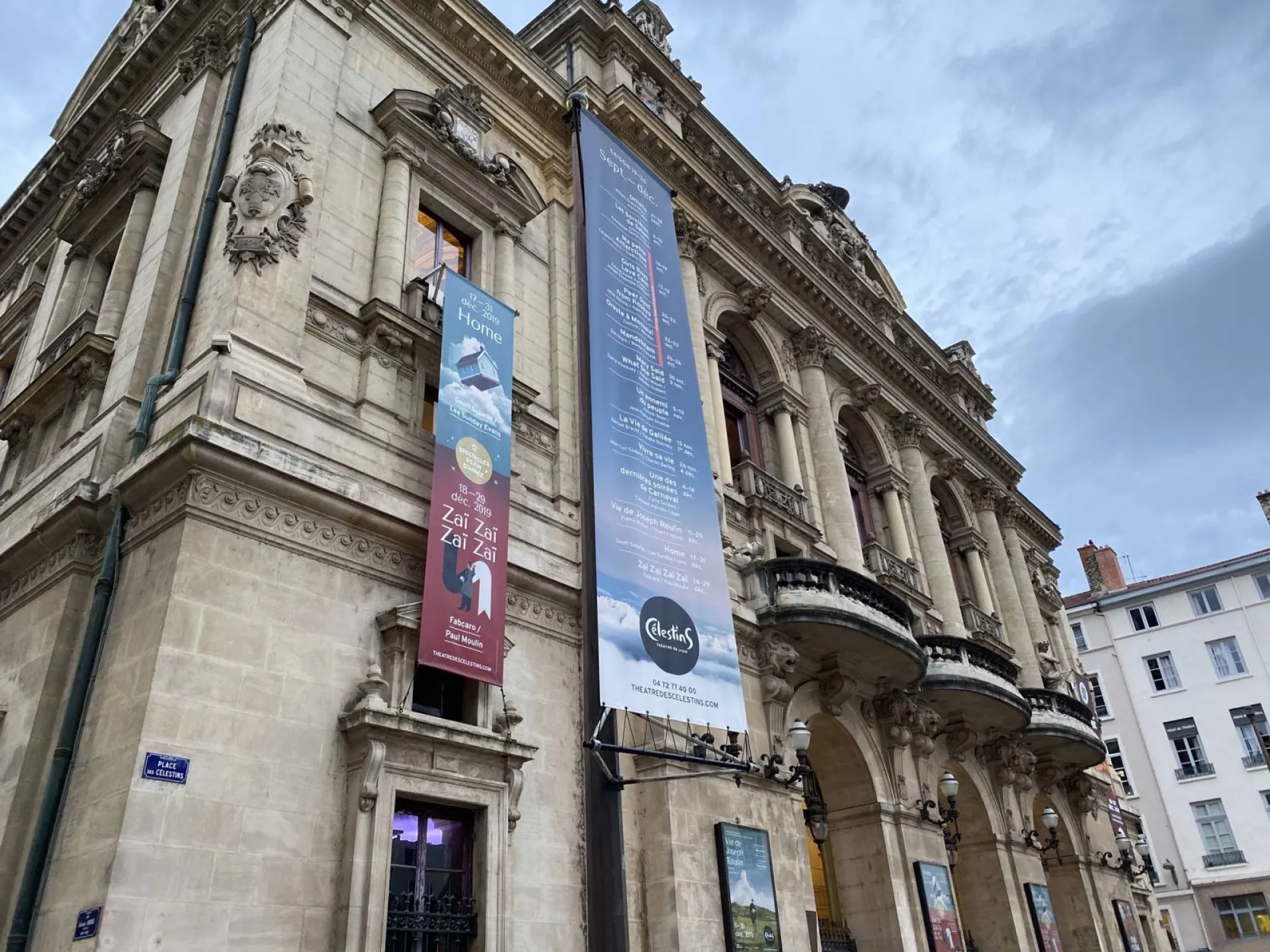 Réalisation de bâches pour la façade du théâtre des célestins par AGG PRINT à Lyon