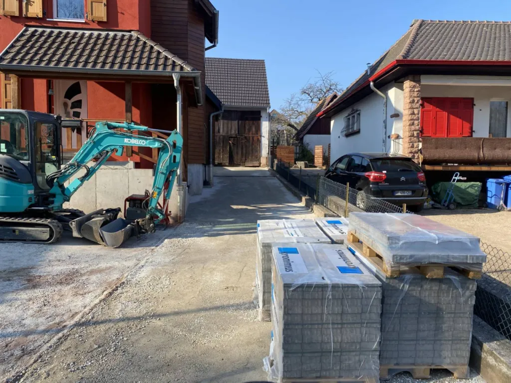 Terrassement pour pose d'enrobé pour une maison à Strasbourg CLK 