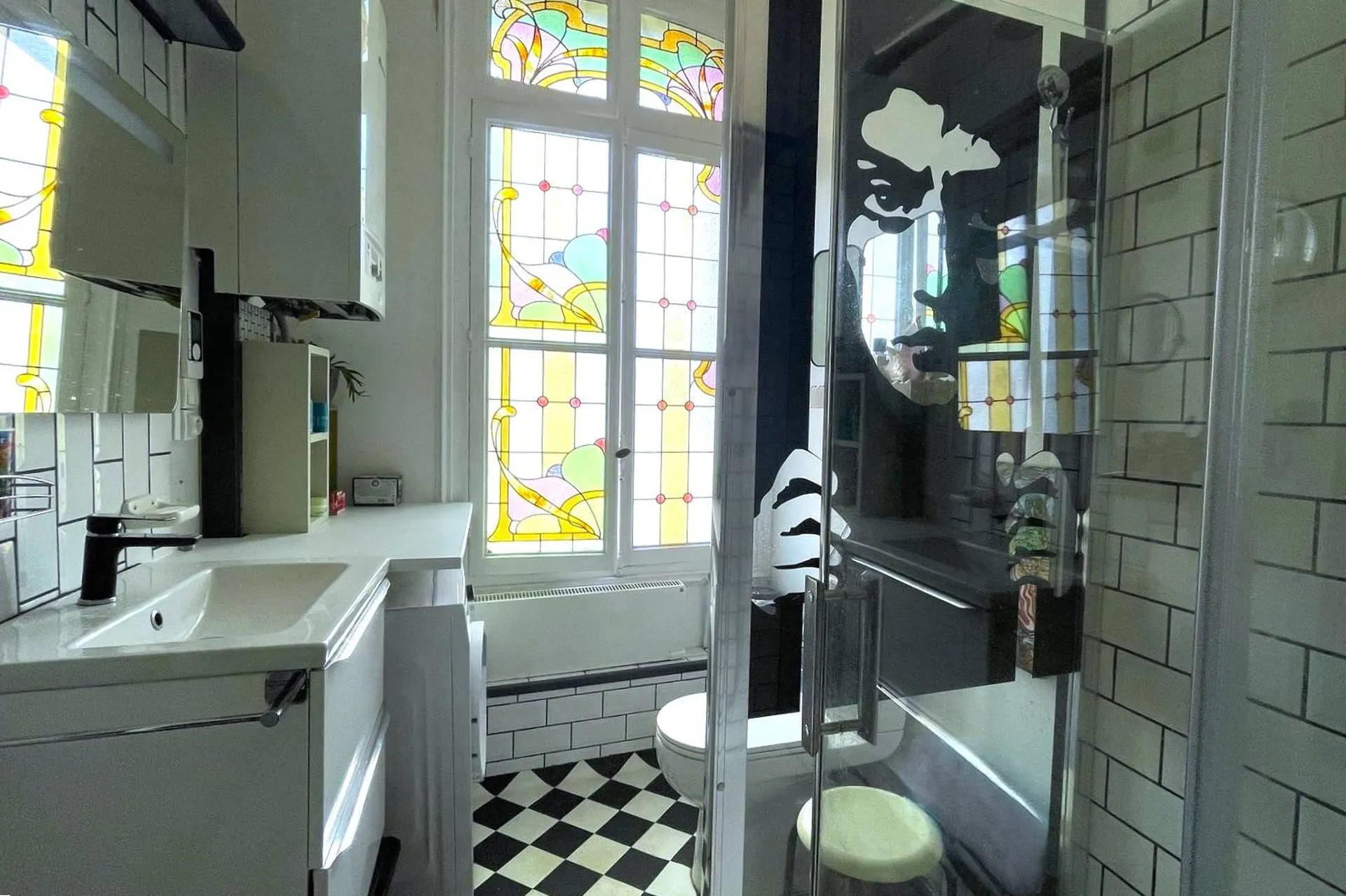 **Exclusivité Terres et Demeures de Normandie : Appartement à vendre à Dieppe** : Bénéficiez de l'exclusivité de Terres et Demeures de Normandie pour découvrir et acquérir cet appartement lumineux à vendre à Dieppe.