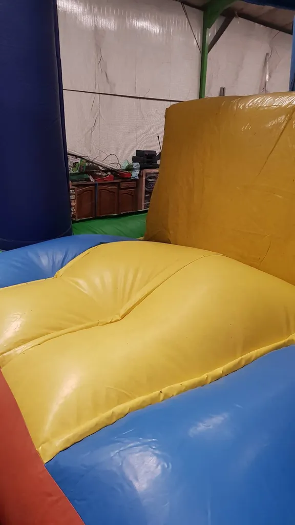 vérification de l’état de la structure gonflable