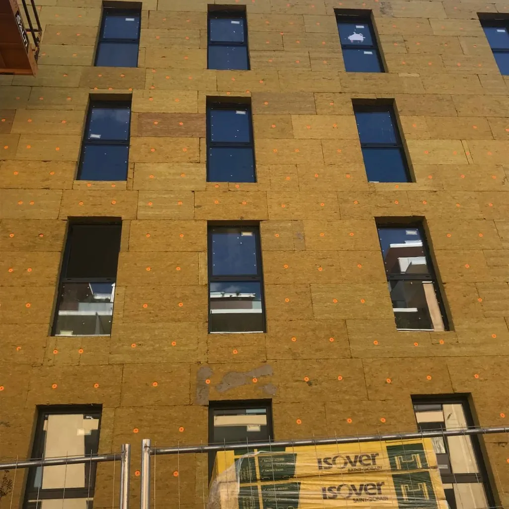 Isolation thermique façade et menuiseries ALUMINIUM les Milles