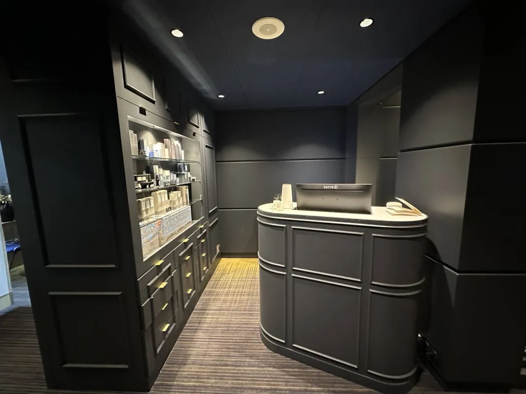 Agencement de l'espace d'accueil d'un SPA à Bordeaux (33)