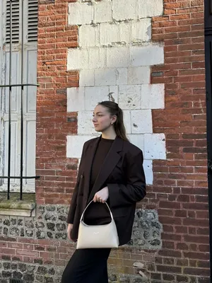 Sac Lancaster en cuir beige disponible chez Evasion à Eu