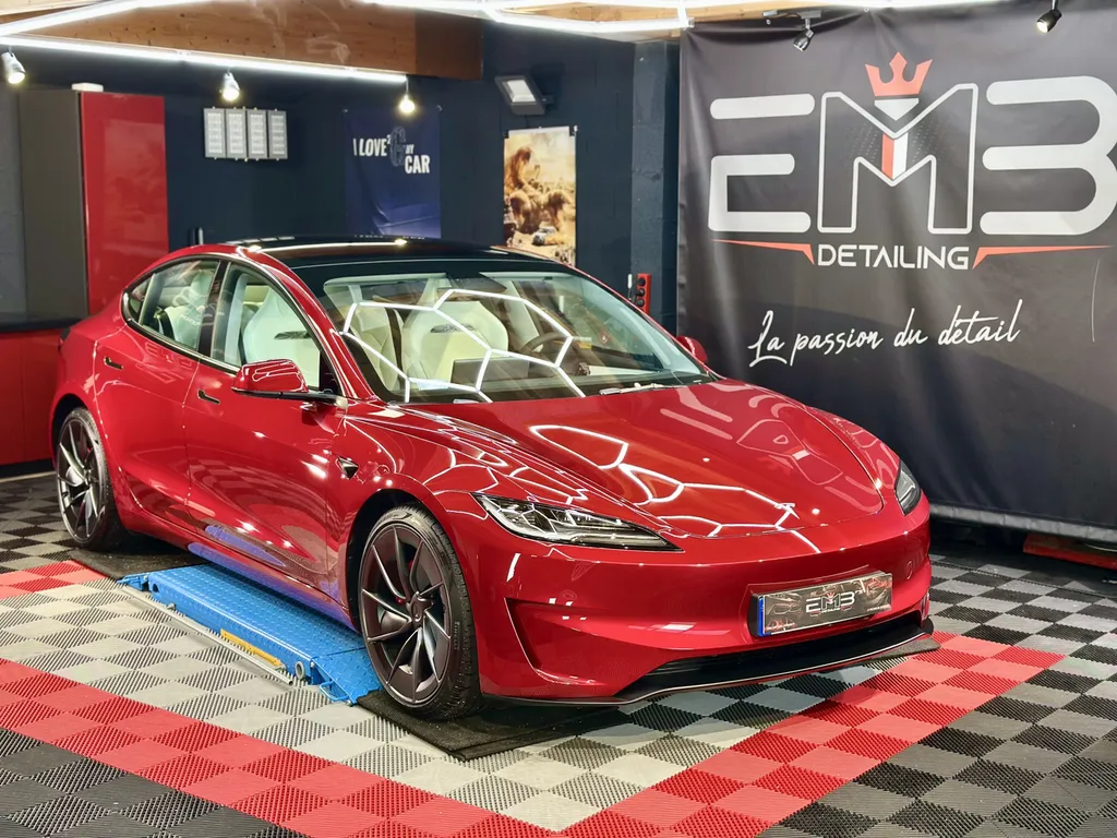 spécialiste du traitement céramique sur Tesla proche Brignais 