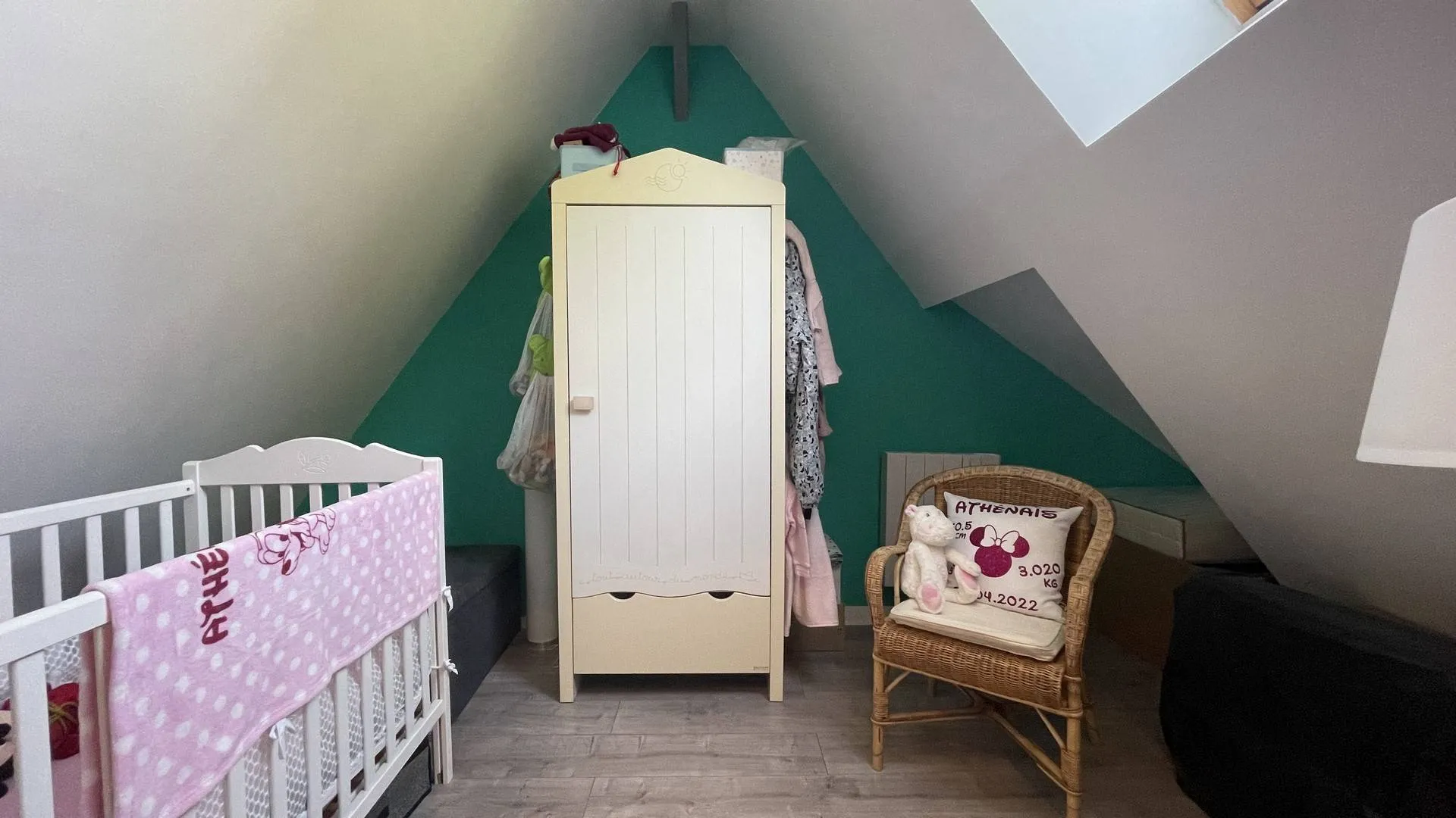 Longère mitoyenne située à Hautot-sur-Mer, d’une superficie habitable d’environ 73 m² et d’environ 91 m² au sol, bâtie sur son terrain de 711 m², Seine Maritime 76.