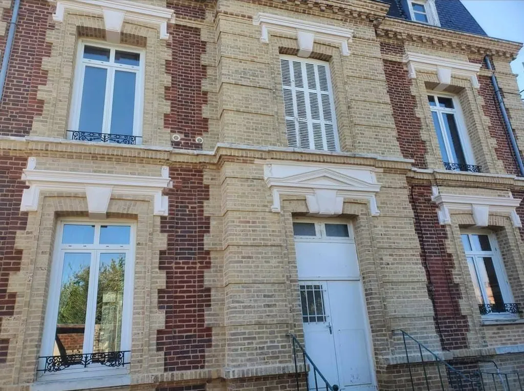 Rénovation de façade en brique à Bernay dans l'Eure 27