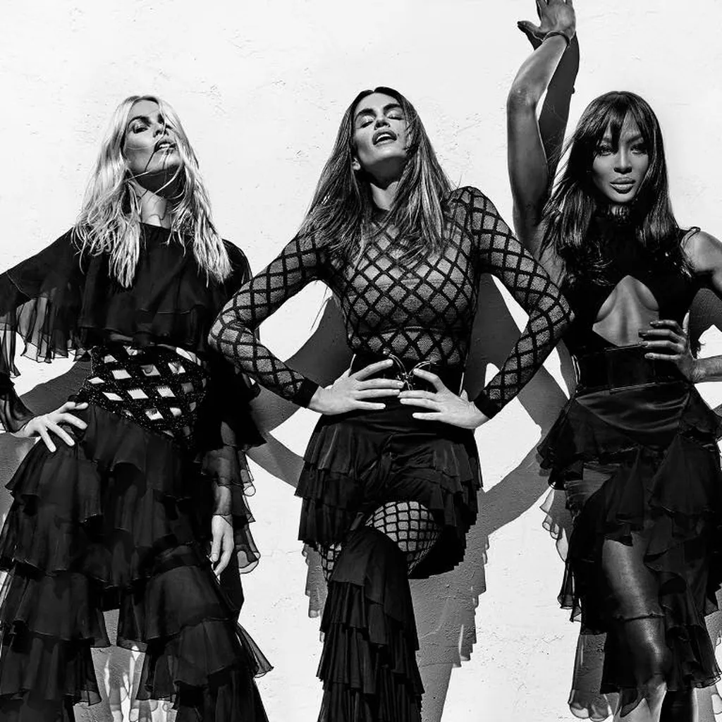 Models Balmain