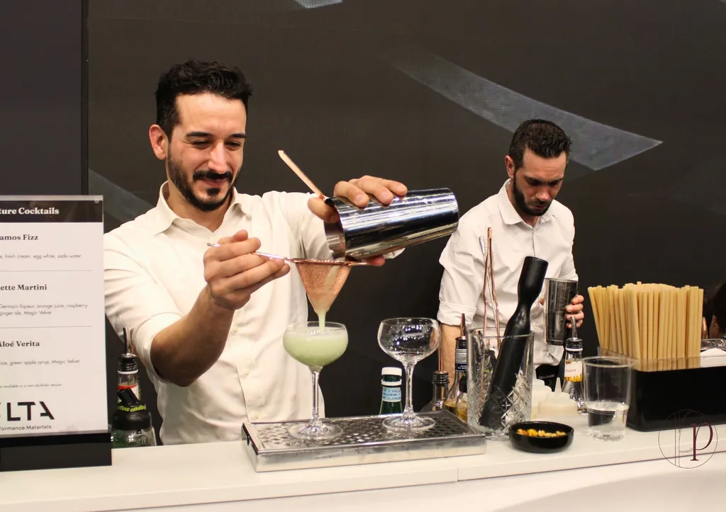 13 mai, Journée mondiale du Cocktail : Notre Animation Bar à Flair pour vos événements d’entreprise à Paris
