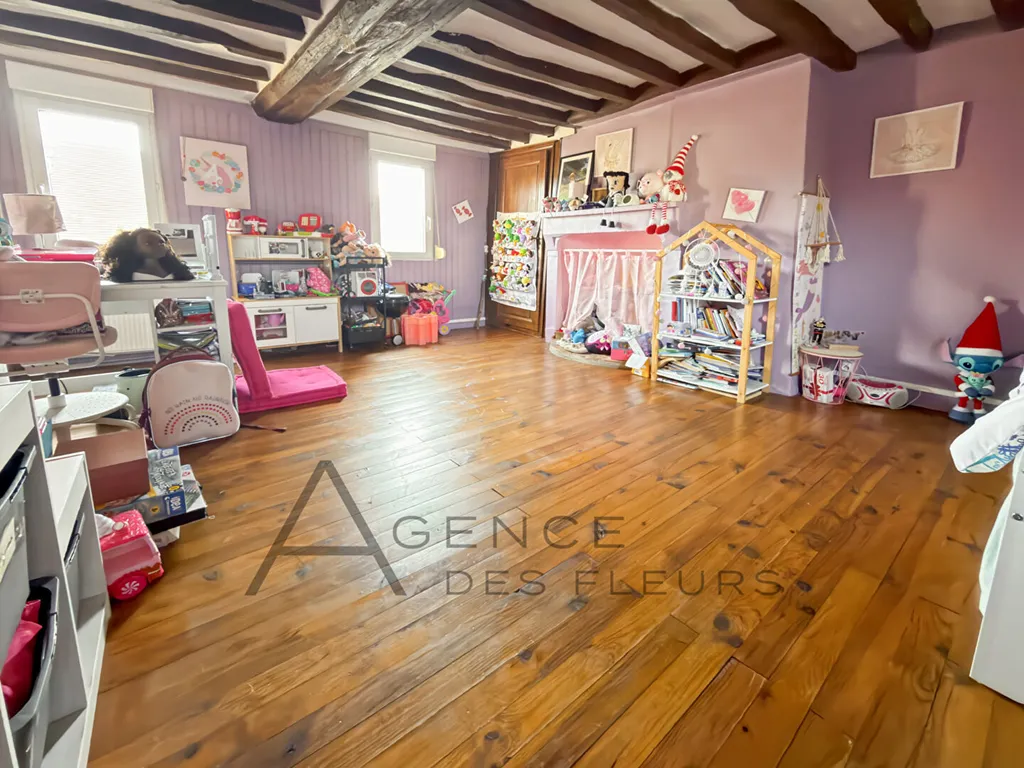 A vendre, maison de 98 m² sur un terrain de 210 m² sur la commune de Saint-Pierre-Lès-Elbeuf 76320