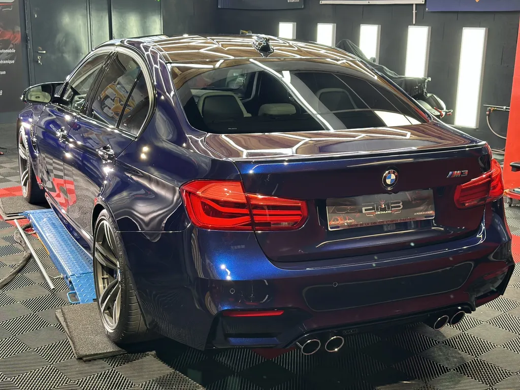 Detailing auto lyon traitement céramique carrosserie BMW M3