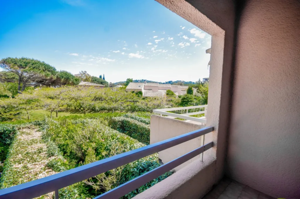 Appartement 2 pièce(s) 37 m² Sainte-Maxime (83120)