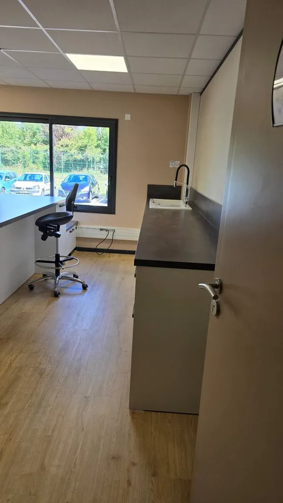 Installation de meubles avec tiroirs par Conceptys Aménagement à Châteauneuf-de-Gadagne
