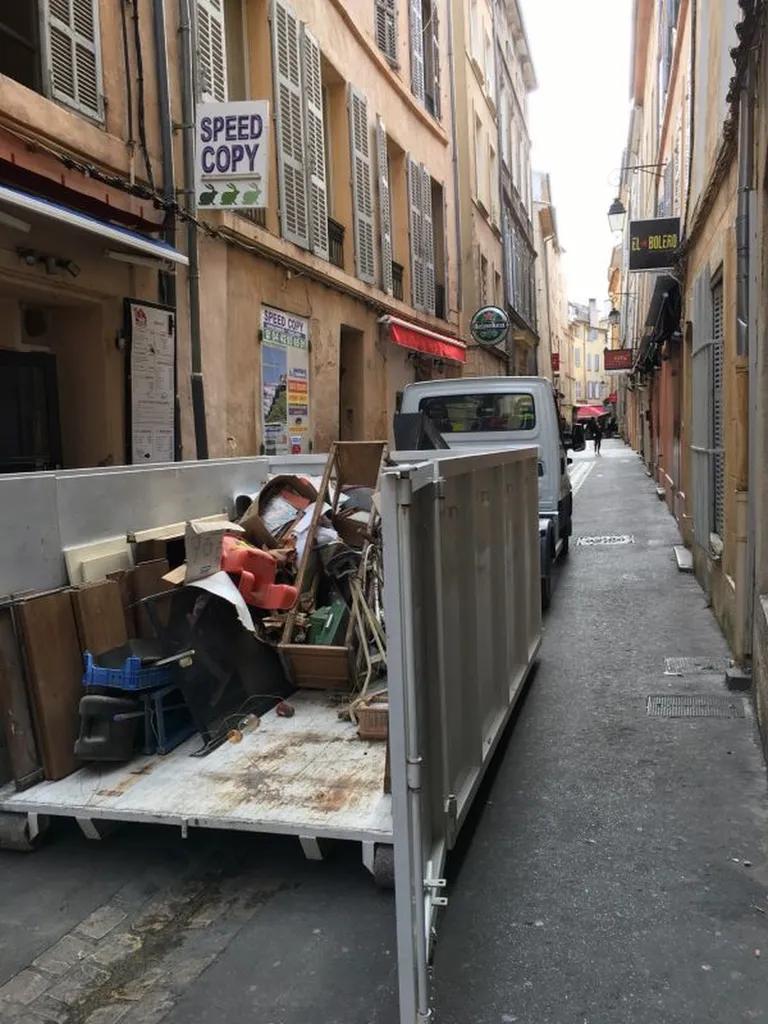 19/04/17 débarras sur le 13 Paca Recyclage