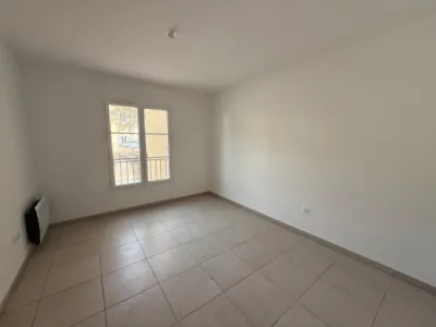 Appartement 2 pièce(s) 1 chambre(s) 50.33 m² Taradeau (83460)