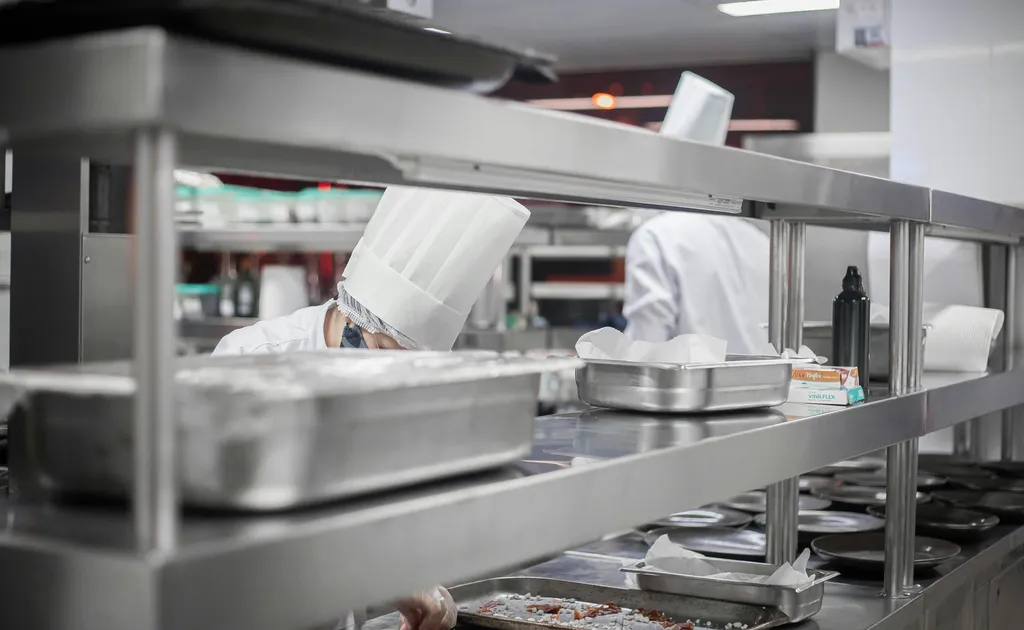Optimiser la sécurité de vos clients à Cannes avec un relevé de température automatique pour chambre froide intégré à votre solution HACCP Cloud