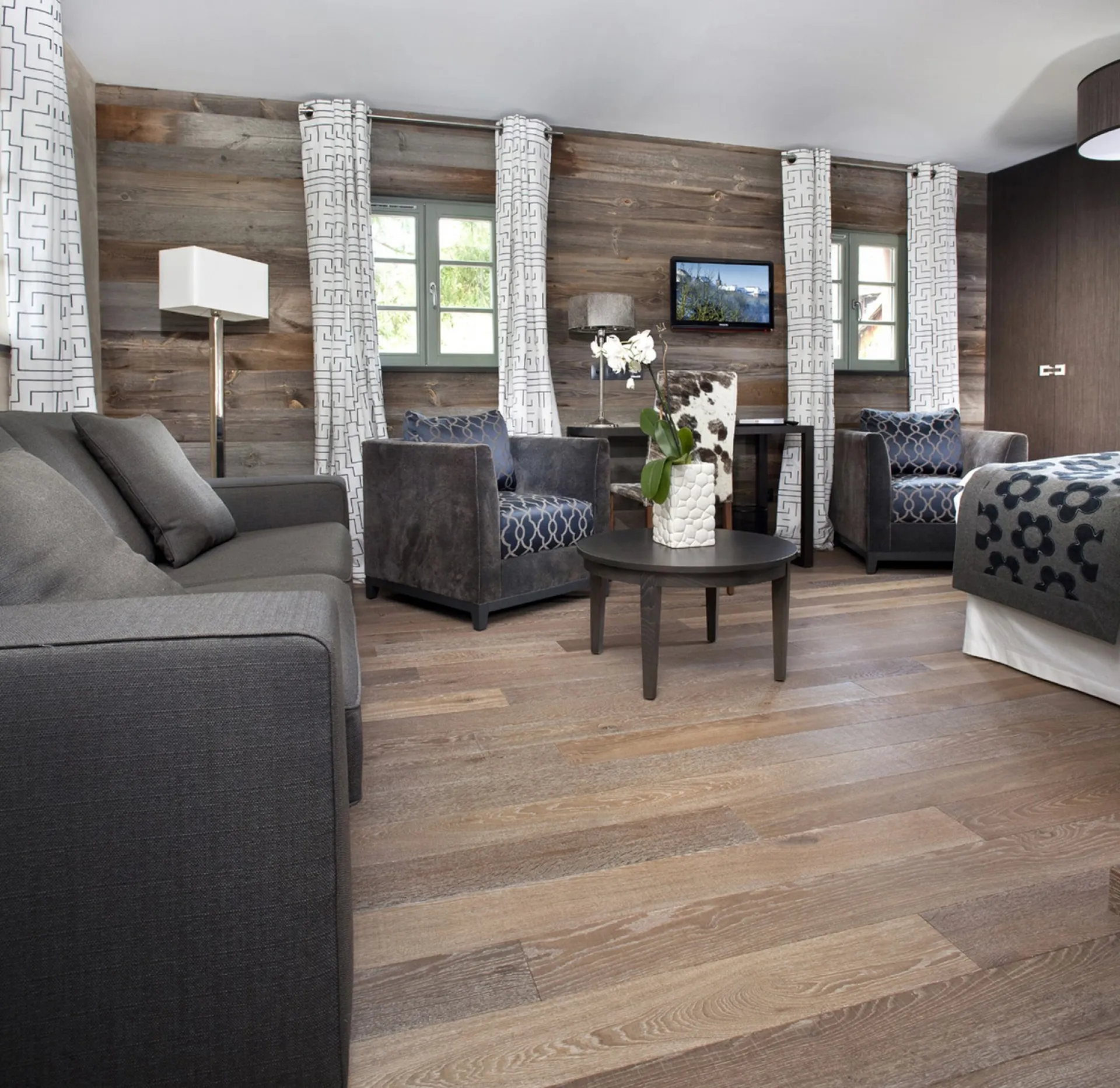 Parquet Chêne de l'est colori scié misty grey