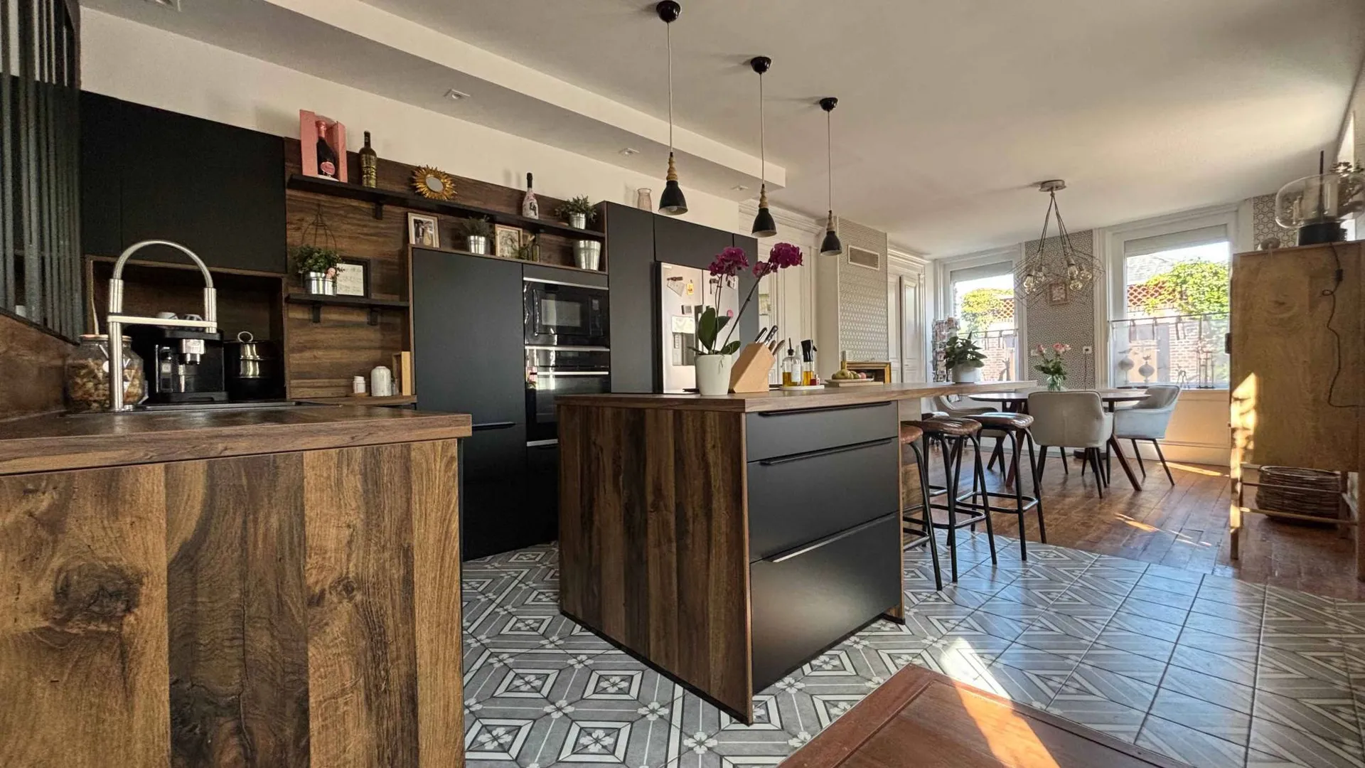 A vendre maison familiale sur les trois villes soeurs