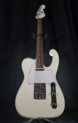 Guitare Électrique Artisanale à Sète Inspiration Prince “Cloud”