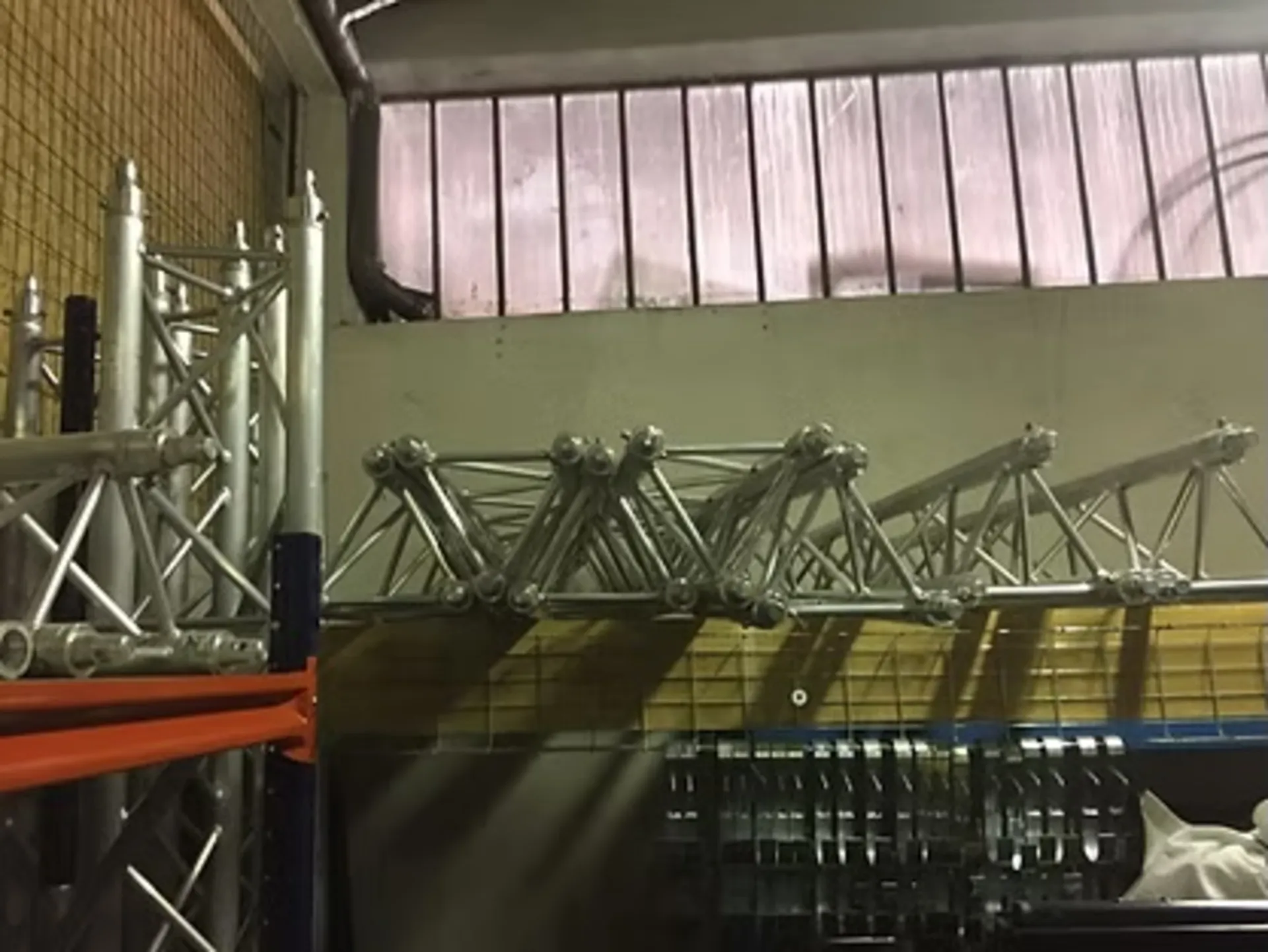 STRUCTURE ALU 2M TRIO2M