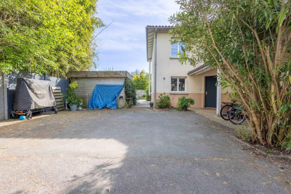 Agréable Maison familiale à proximité du centre de Bruges  