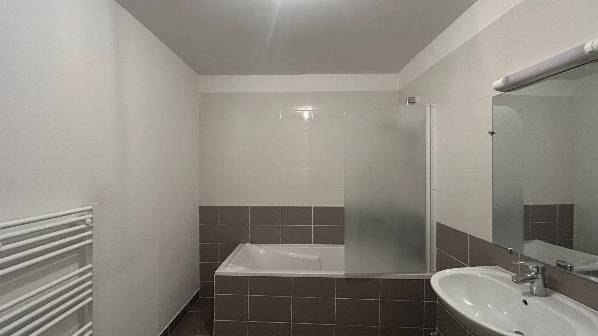 Vends charmant duplex proche de la plage et des commodités