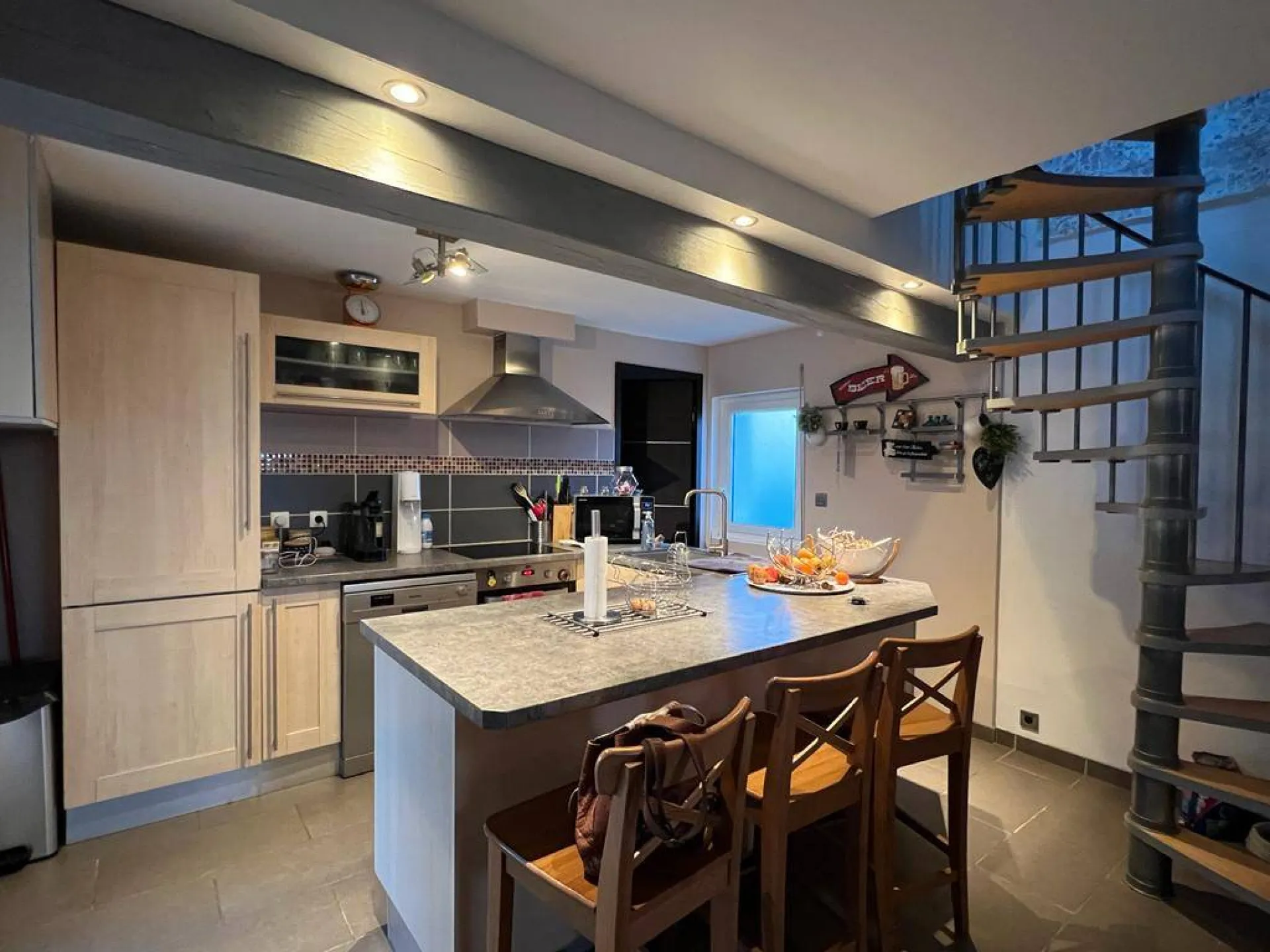 A saisir maison de caractère de 80 m² habitable sur la commune de CRESTOT 27110