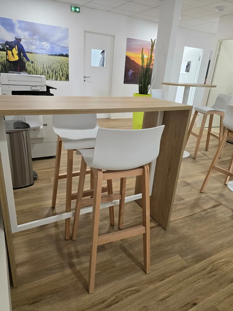 Table haute DÉTENTE BURONOMIC à Nîmes