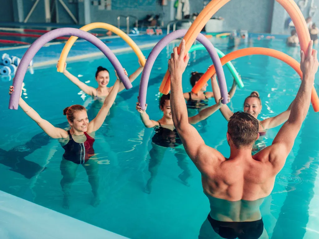 Privatisation piscine Bordeaux pour cours d’aquagym : organisez vos événements chez Aquafit
